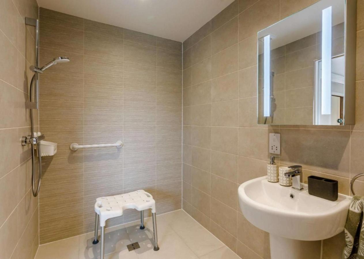 Fawn Cottage Disabled Adapted 3 Bedroom Hot Tub Coughton Exterior foto